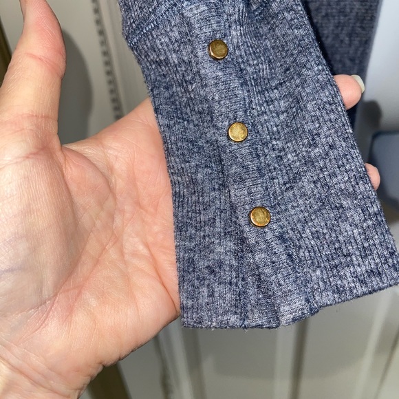 Michael Kors sweater - Picture 6 of 10